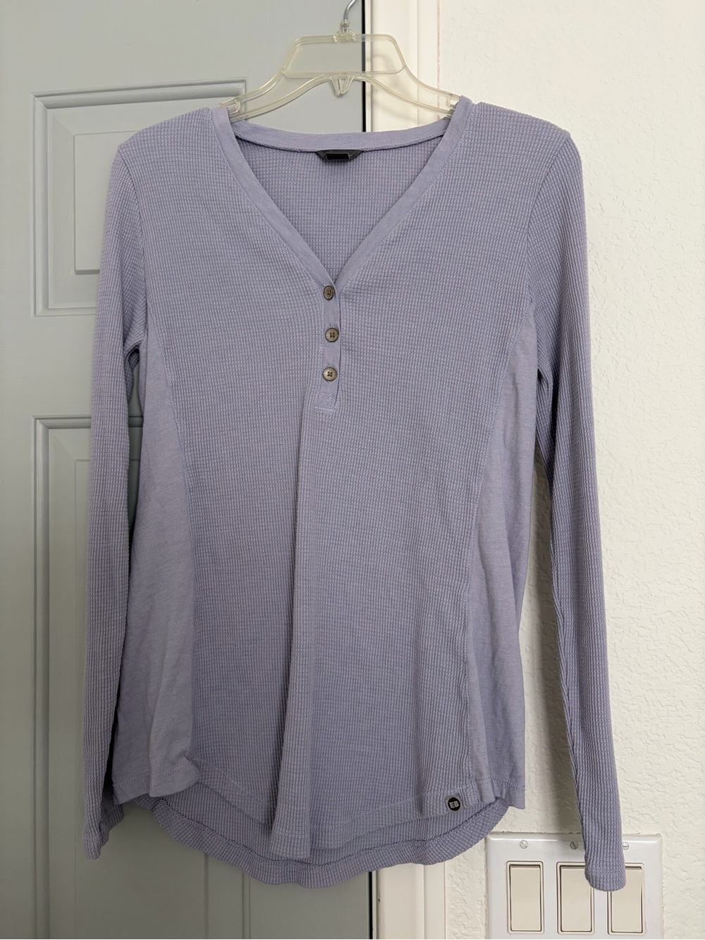 Eddie Bauer Thermal Henley Lavender Purple M
